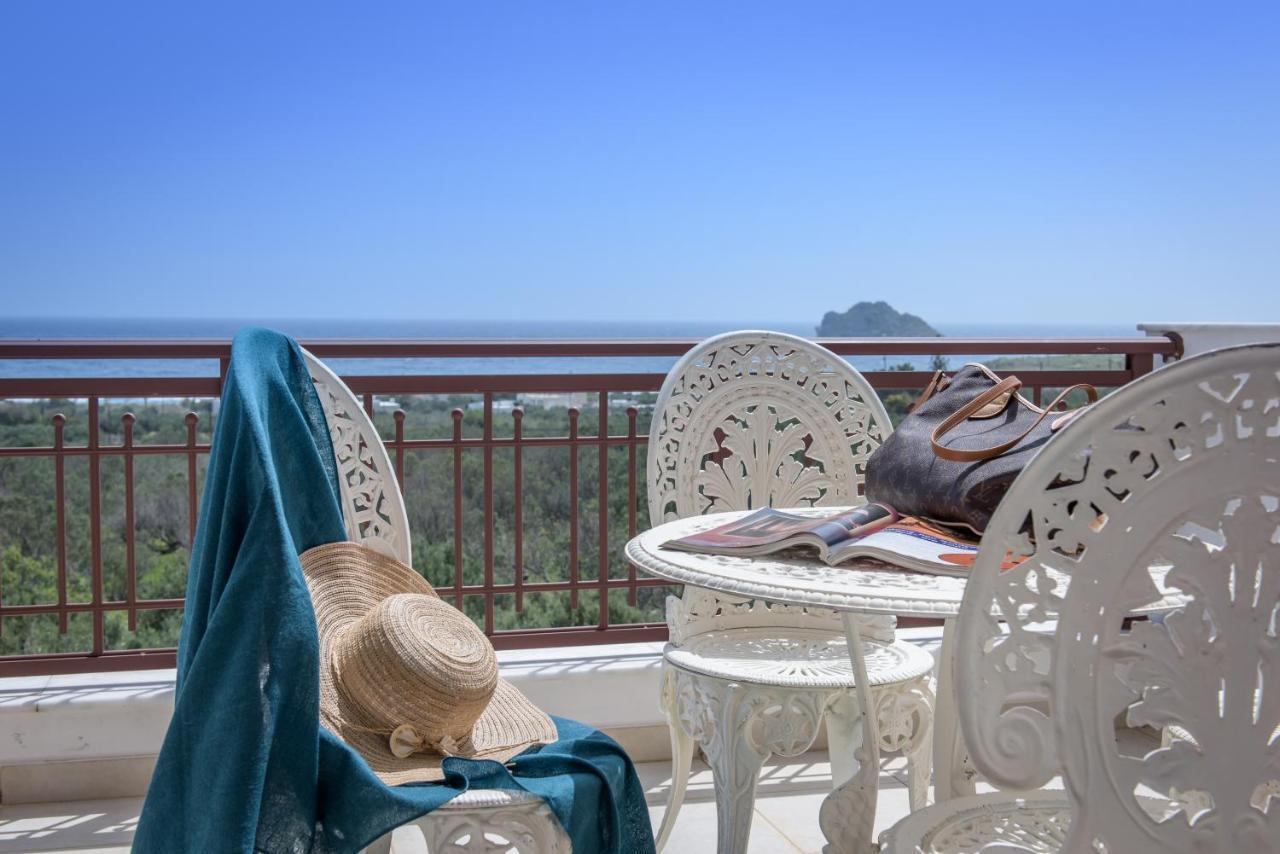 Thea Holiday home