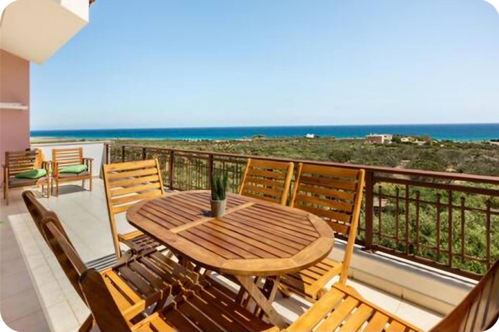 Thea Holiday home
