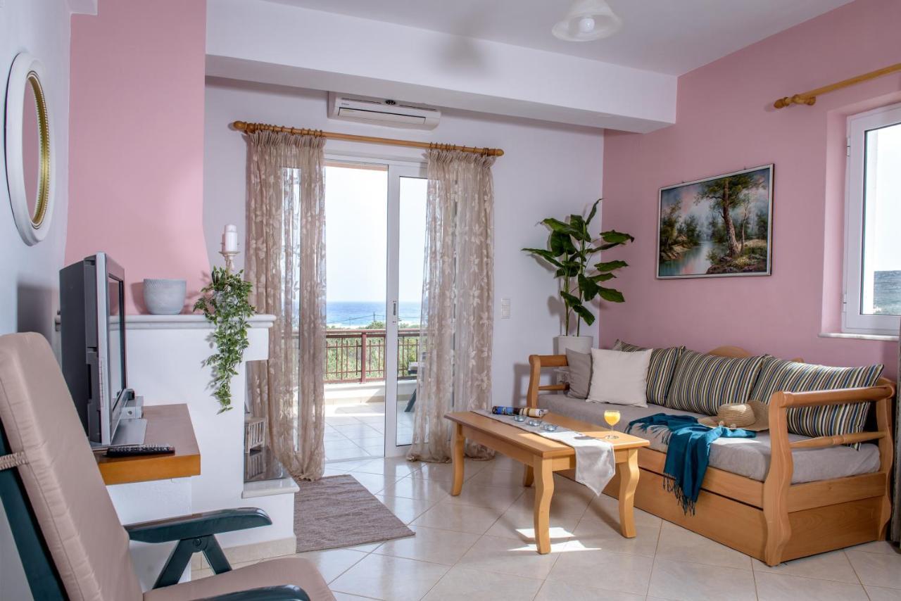 Thea Xerokampos (Crete)